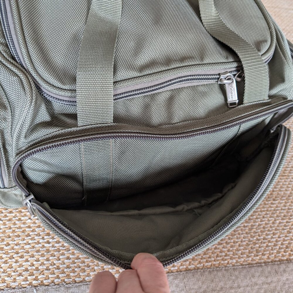 Pathfinder Ballistic Nylon Duffel, Olive Green - Picture 12 of 16